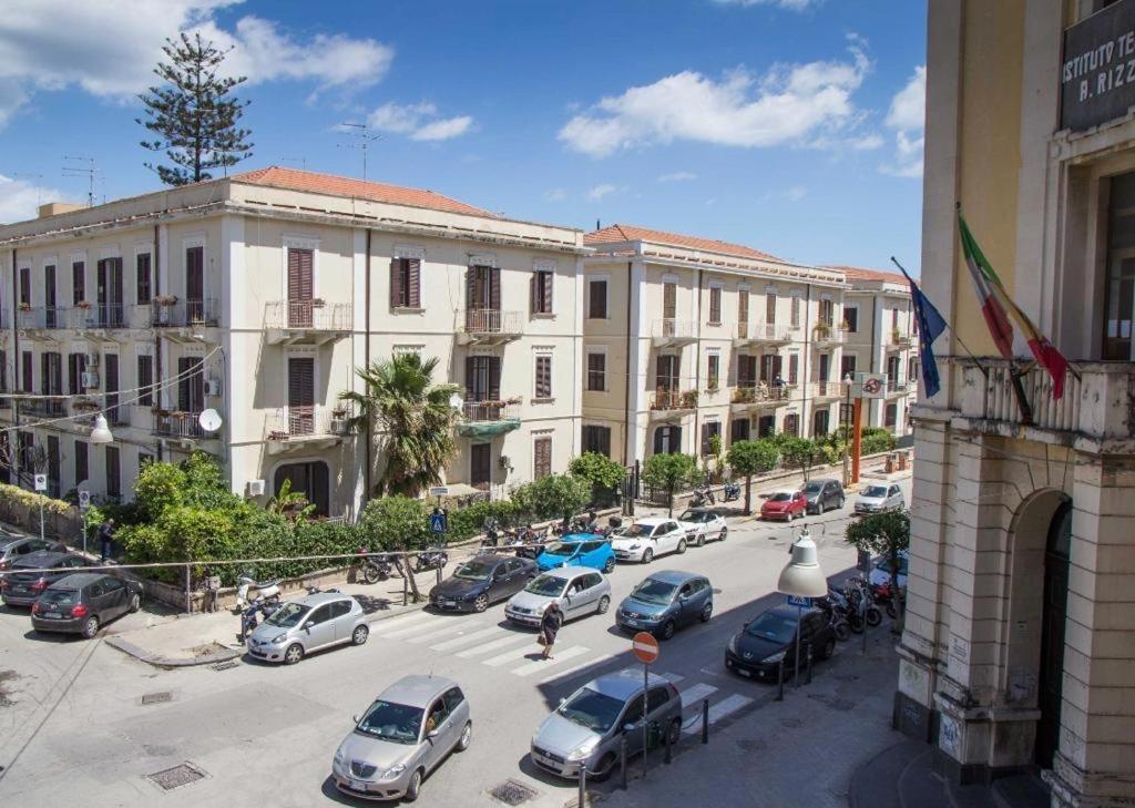 Casa Vacanze L'Altra Diaz Syracuse Luaran gambar