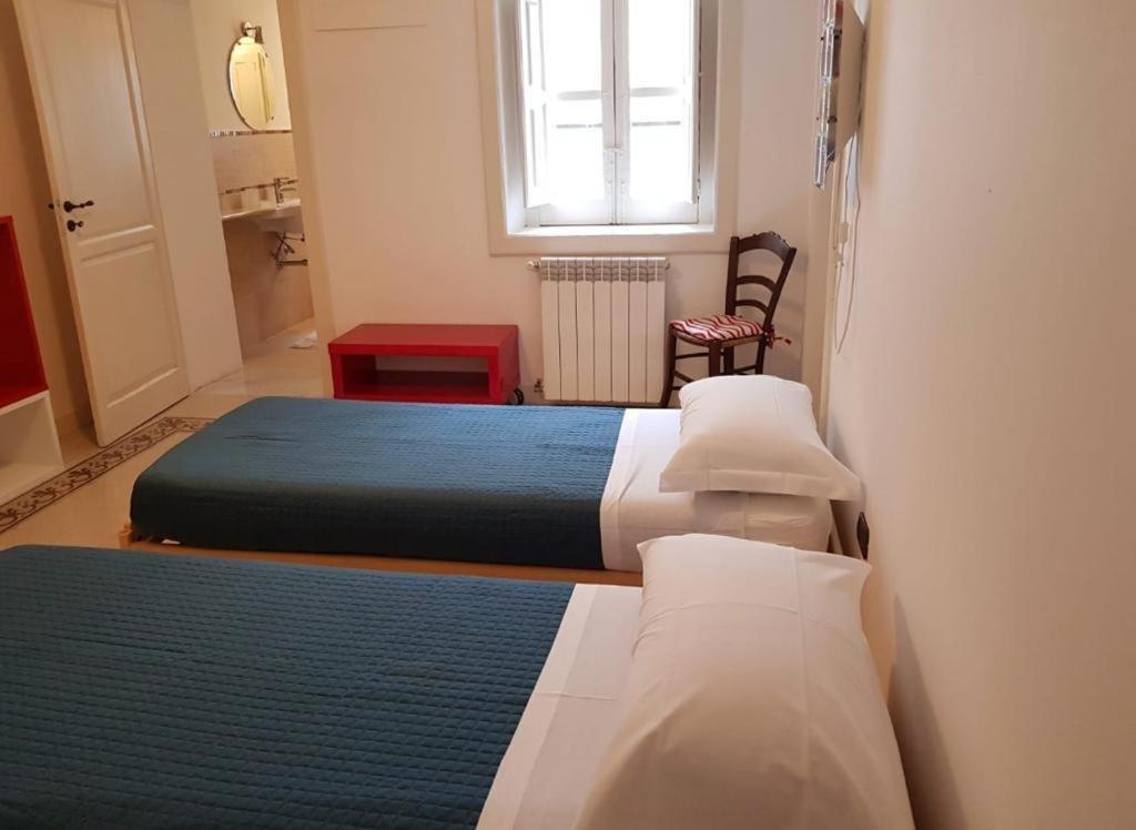 Casa Vacanze L'Altra Diaz Syracuse Luaran gambar